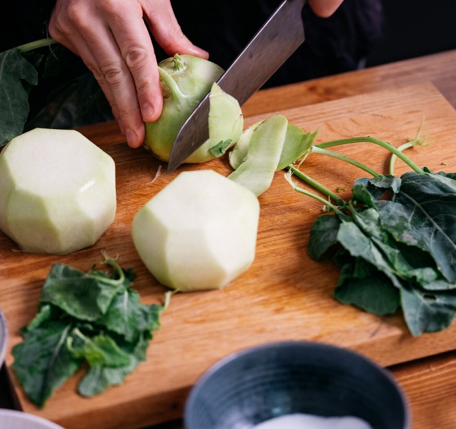 Kohlrabi schneiden