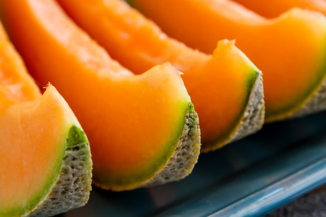 Cantaloupe Melone aufgeschnitten in Spalten